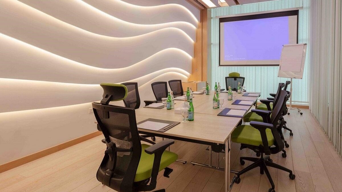 Mastering Your Meetings: A Guide to Dubai’s Top Meeting Spaces